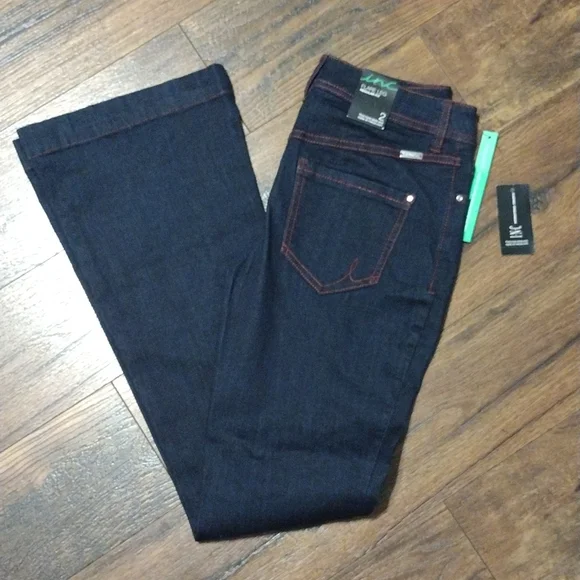 INC Flare Leg - Picture 2 of 4